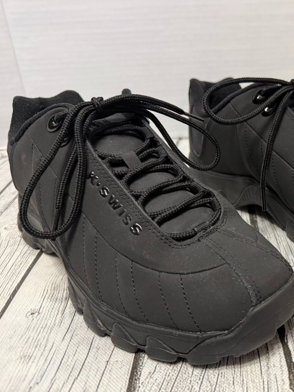 K-Swiss w/memory foam